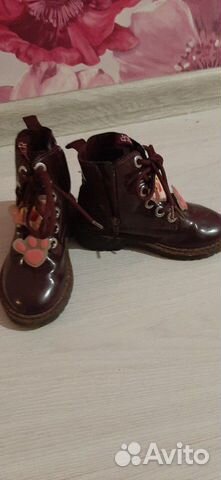 Продаю ботинки zara