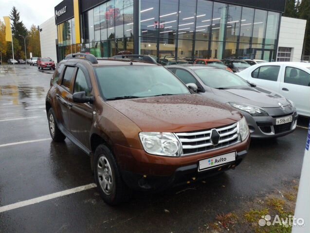 Renault Duster 1.6 МТ, 2013, битый, 30 000 км