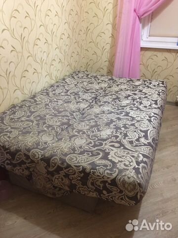 Диван