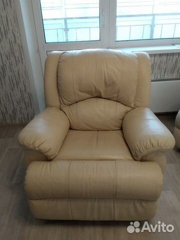 Диван