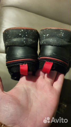 Кроссовки zara