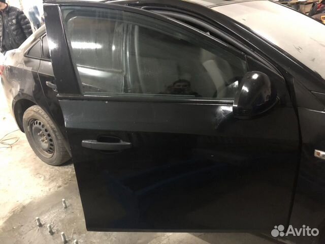 Дверь передняя правая Chevrolet Cruze Дверь передняя правая Chevrolet Cruze