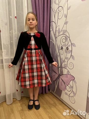 Нарядное платье