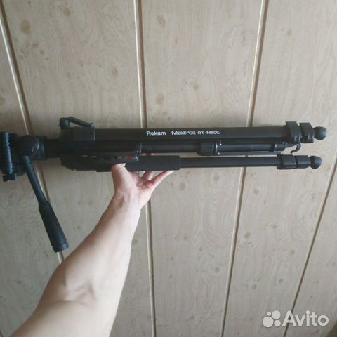 Canon 1000d + набор