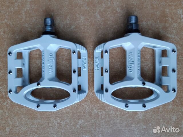 Новые педали Wellgo MG-1 white (промы)