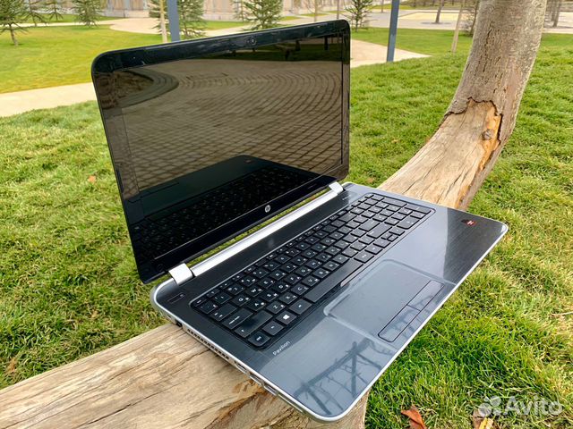 HP Pavilion 15 : 4х ядерный игровой с 12гб озу