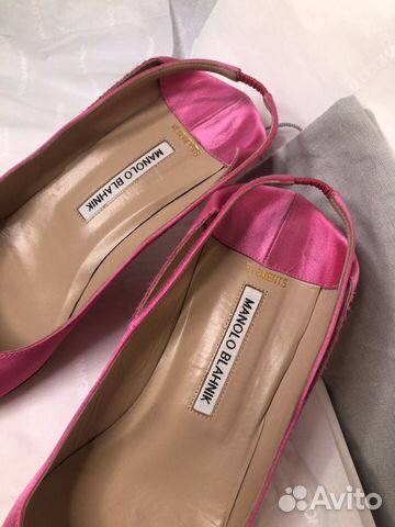 Туфли-лодочки Manolo Blahnik x Vetements Туфли-лодочки Manolo Blahnik x Vetements