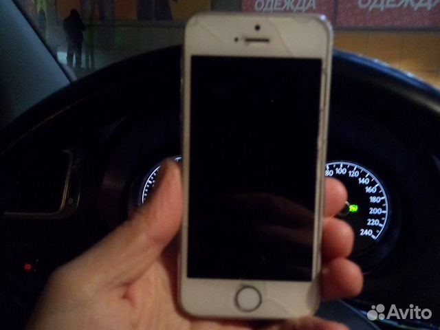 Телефон iPhone5s