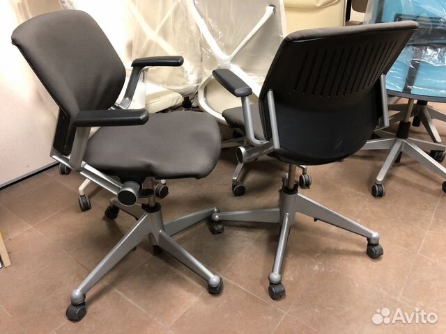 Steelcase. Компьютерные кресла в переговорную