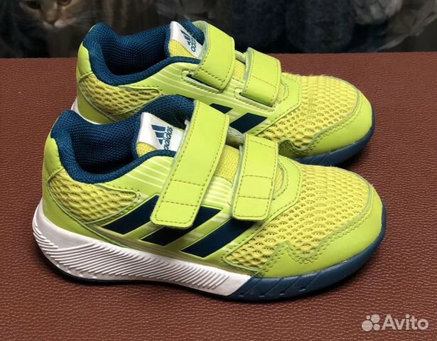 Кроссовки adidas р28 Кроссовки adidas р28