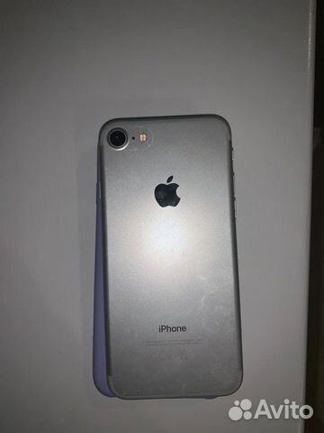 iPhone 7 бело-серебристый 128Gb iPhone 7 бело-серебристый 128Gb