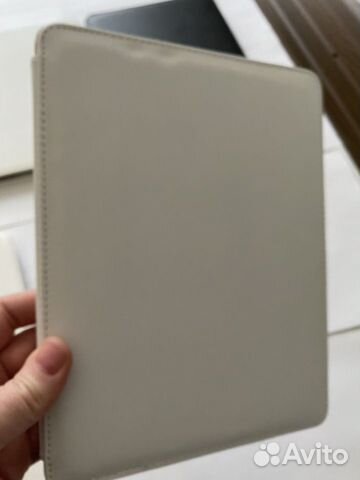 Чехлы-книжки на iPad 2/3:4 Чехлы-книжки на iPad 2/3:4