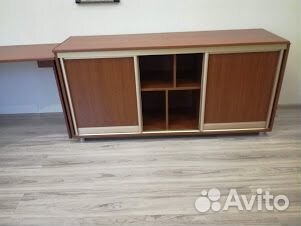 Продаю стол