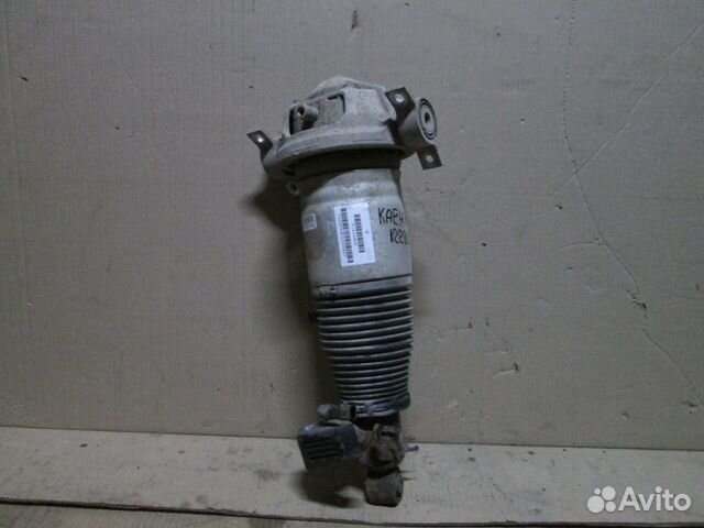 Амортизатор задний правый Porsche Cayenne 957