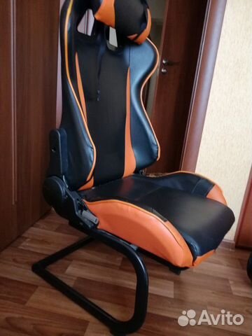 Геймерское компьютерное кресло