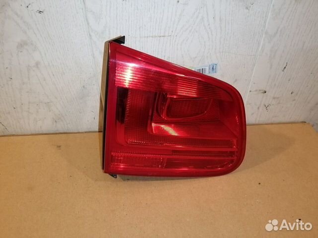 Фонарь левый внутренний Тигуан рестайл 2011