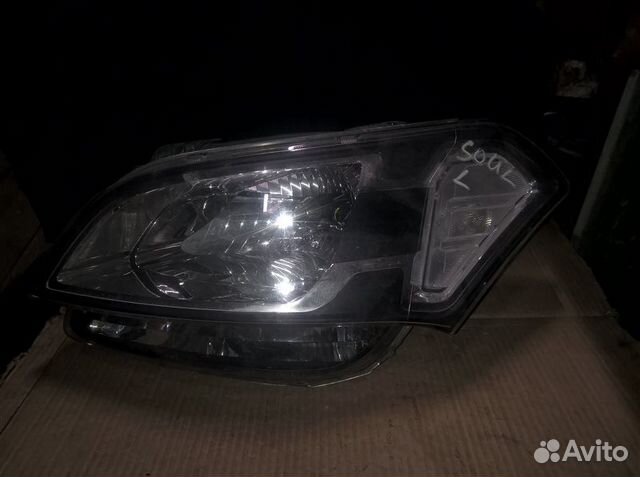 Фара левая Kia Soul 2010 Фара левая Kia Soul 2010