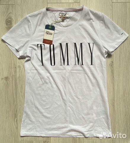 Tommy Hilfiger футболка белая новая оригинал Tommy Hilfiger футболка белая новая оригинал