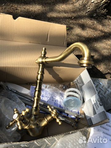 Итальянский Бронзовый смеситель на Раковину