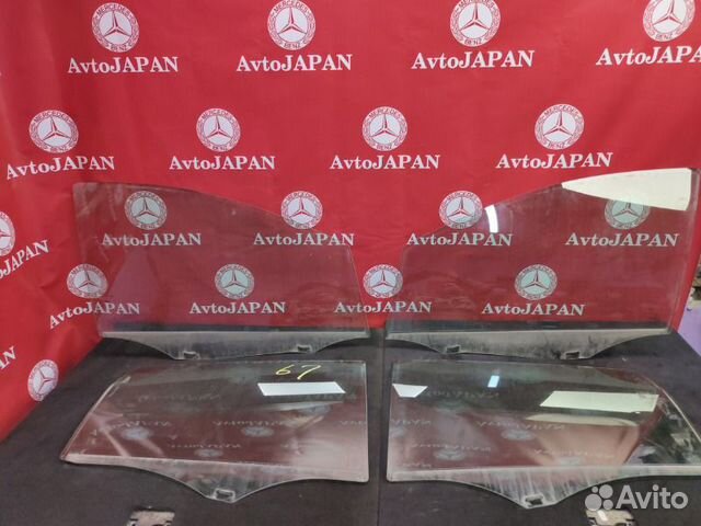 Стекло двери переднее правое Mercedes W245 A169