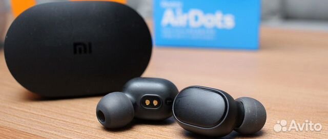 Беспроводные наушники XiaoMi AirDots, новые Беспроводные наушники XiaoMi AirDots, новые