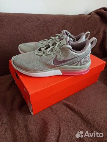 Кроссовки Nike Wmns Air Max Fury