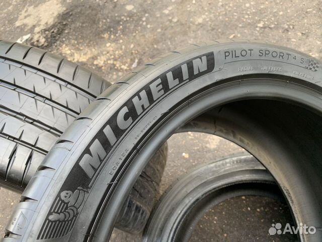 Шины пара 275/35 R20 Michelin Pilot Sport 4S