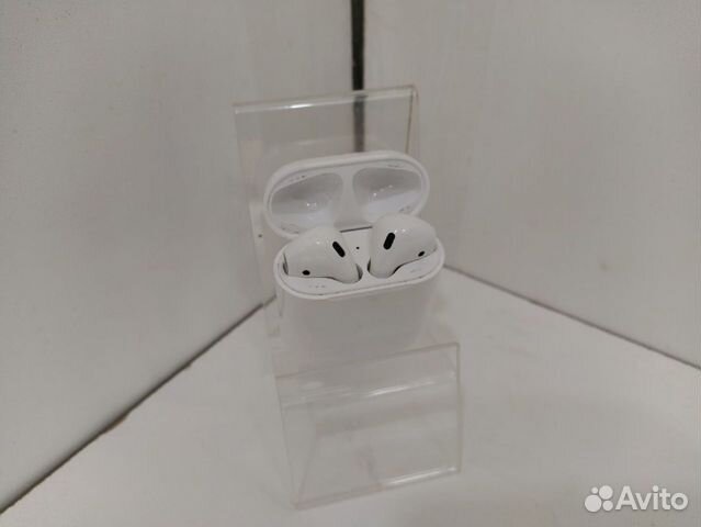 Наушники Apple AirPods 2 серии A1602 Наушники Apple AirPods 2 серии A1602