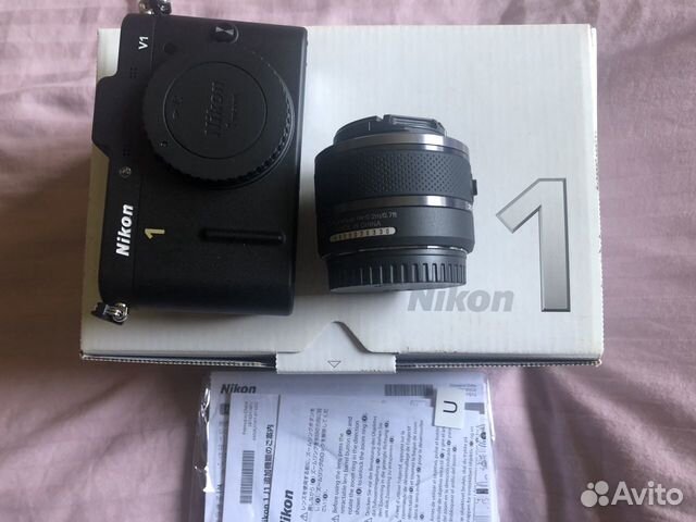 Цифровой фотоаппарат Nikon 1 V1