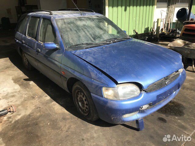 Разбор на запчасти Ford Escort 1995-2001