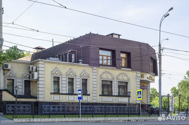Помещение свободного назначения, 976 м²