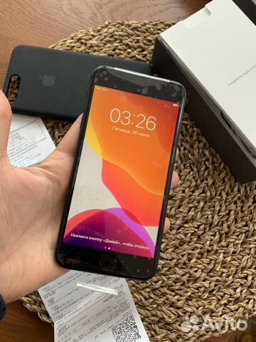 iPhone 8 Plus 64gb Новый 3 дня телефону iPhone 8 Plus 64gb Новый 3 дня телефону