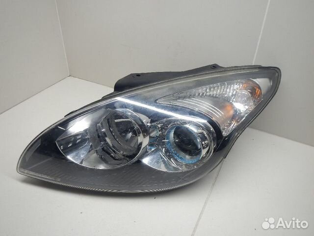 Фара левая Hyundai i30