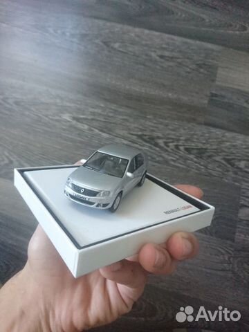 Renault logan 1:43 Renault logan 1:43