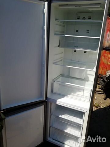 Холодильник Hotpoint Ariston Холодильник Hotpoint Ariston
