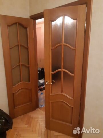 Межкомнатные двери. в идеальном состоянии. распашн