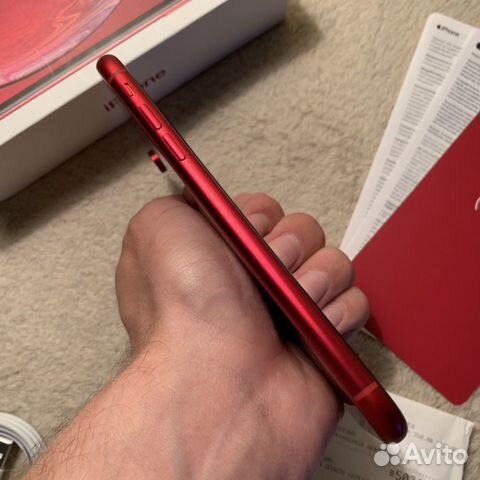 iPhone XR 64gb red (на гарантии)