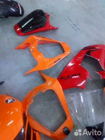 Пластик на Honda cbr1000rr Пластик на Honda cbr1000rr