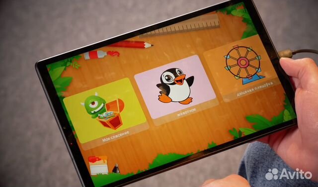 Планшет Lenovo M10 FHD Plus TB-X606X