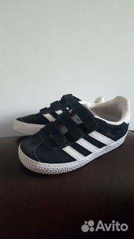 Детские кроссовки adidas Детские кроссовки adidas