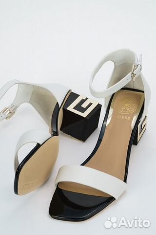 Босоножки guess Босоножки guess