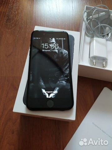 Телефон iPhone 7