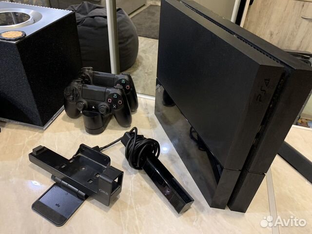 PS4 + куча аксессуаров PS4 + куча аксессуаров