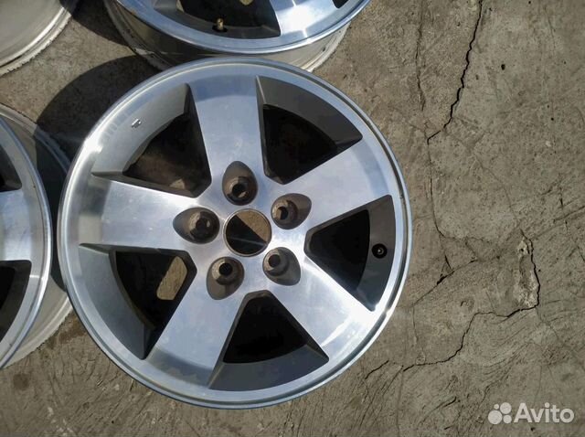 Диски бу оригинал R16 LU на Peugeot