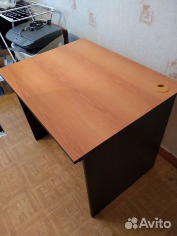 Стол компьютерный