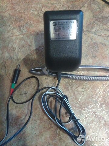 Блок питания 4.5 В, 0.35 А, 1.6 Вт