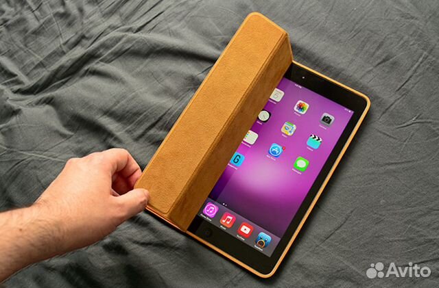 84012373227  Чехол-книжка Smart Case iPad Air 