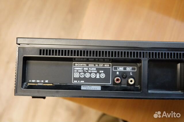CD плейер Sony CDP M26