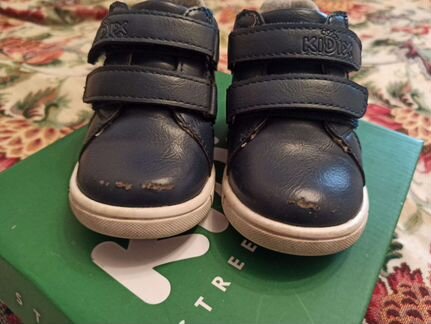 Кроссовки р.20. 12см