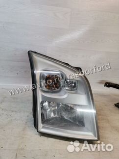 Фара правая Ford transit 2006